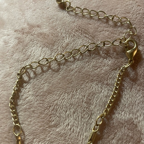 Neckless - Picture 6 of 6